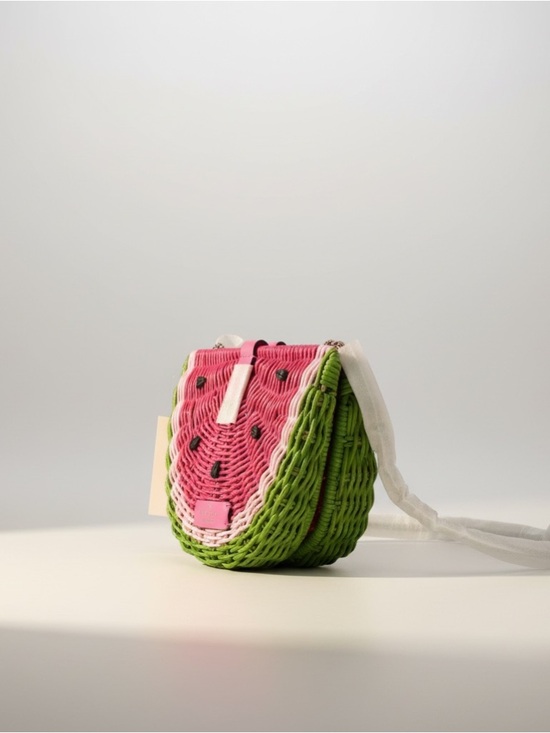 Kate Spade Watermelon Wicker Crossbody Novelty Bag NWT Chain Strap - Picture 8 of 13